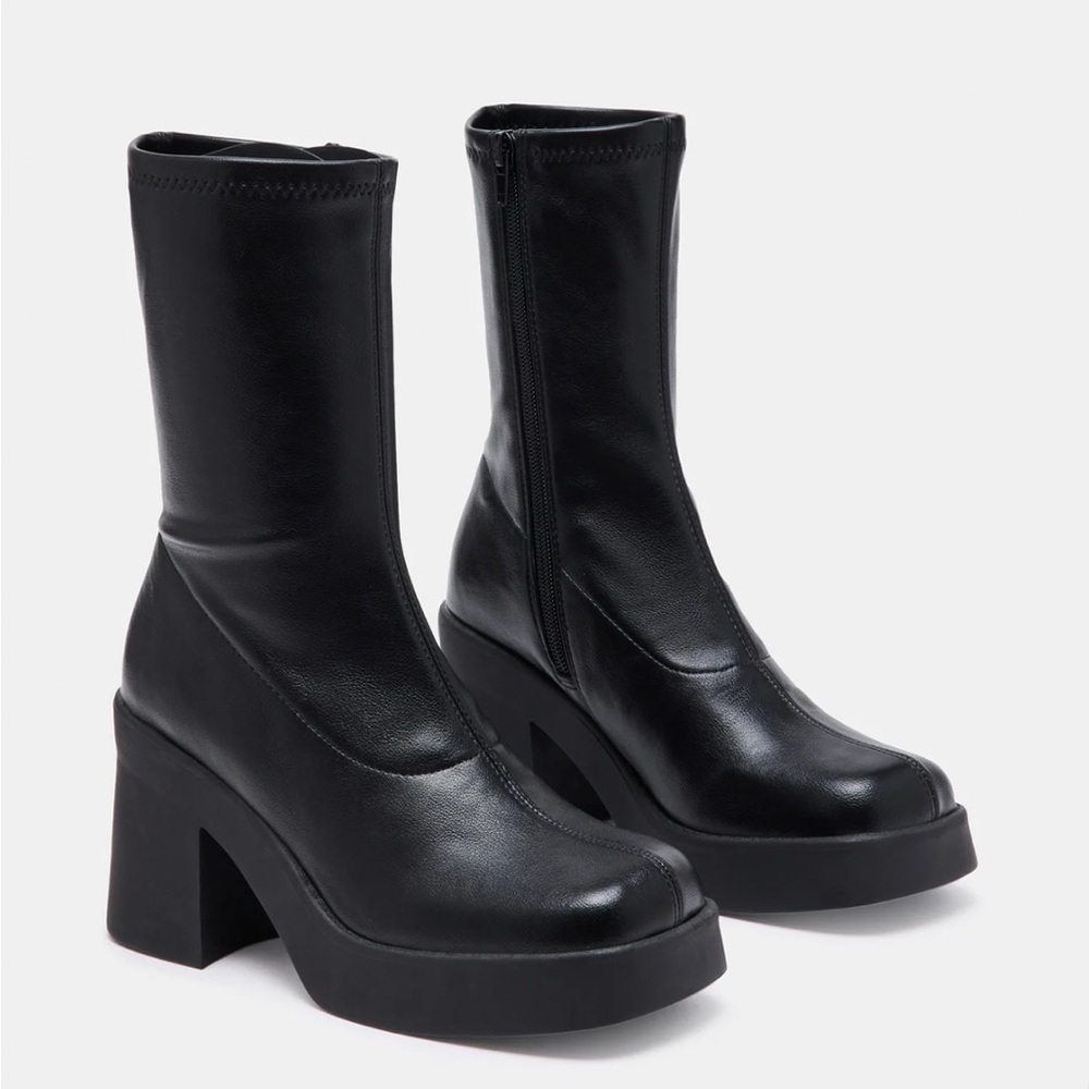 Steve Madden Klayton Black Boot Platform Bratz Square Toe Zip Up Size 7